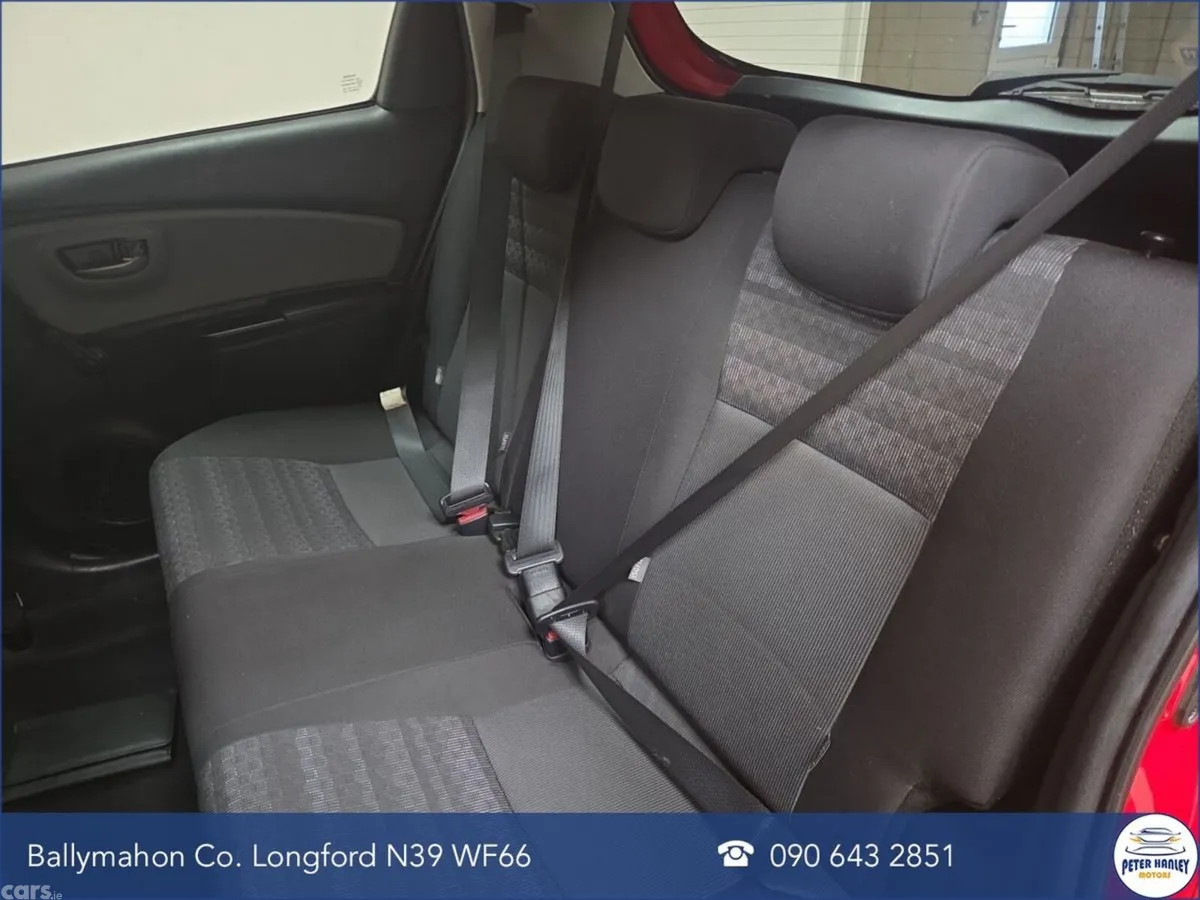 Toyota Yaris Hatchback, Petrol, 2016, Red