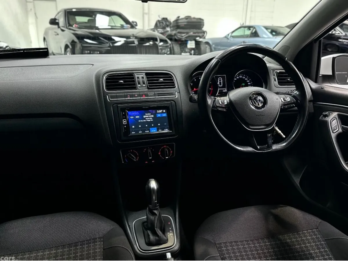 Volkswagen Polo Hatchback, Petrol, 2016, White