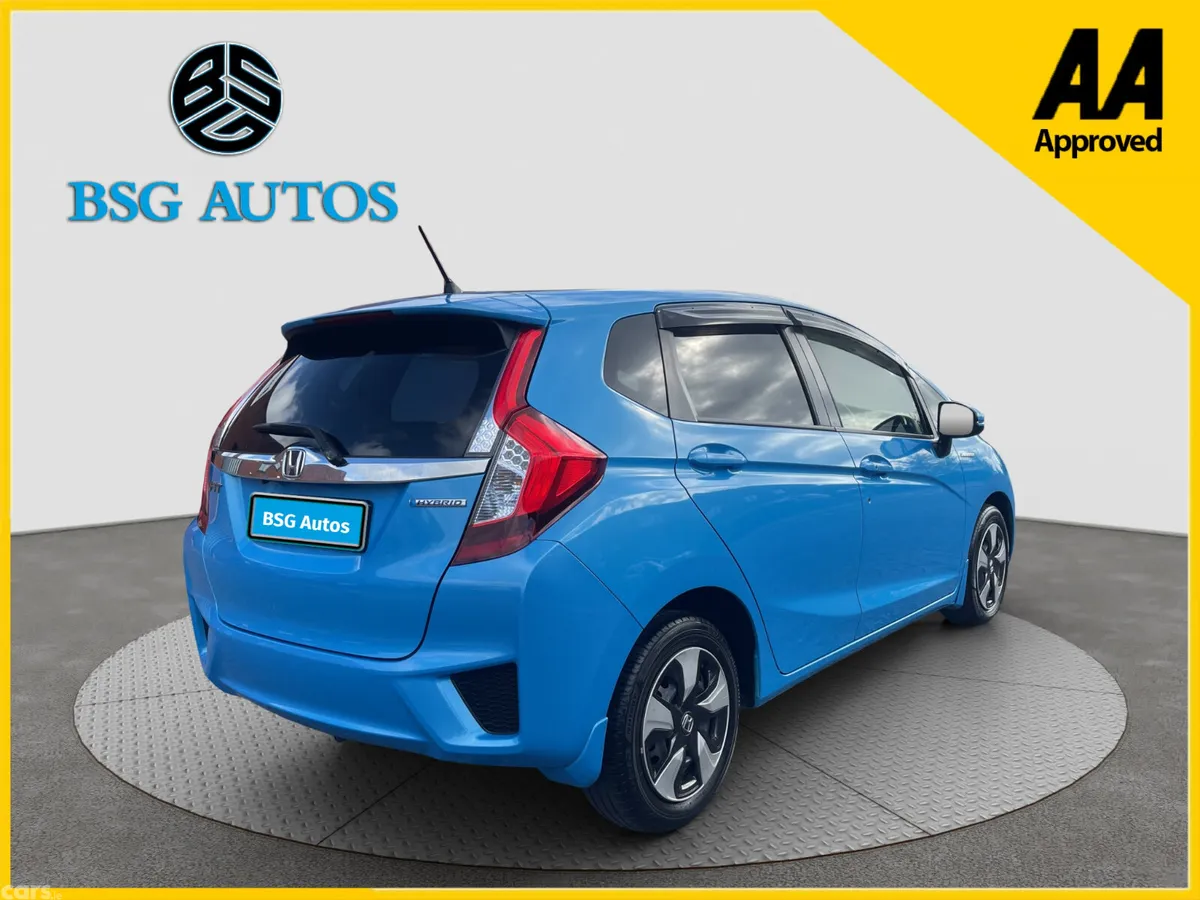 Honda Fit Hatchback, Petrol Hybrid, 2015, Blue