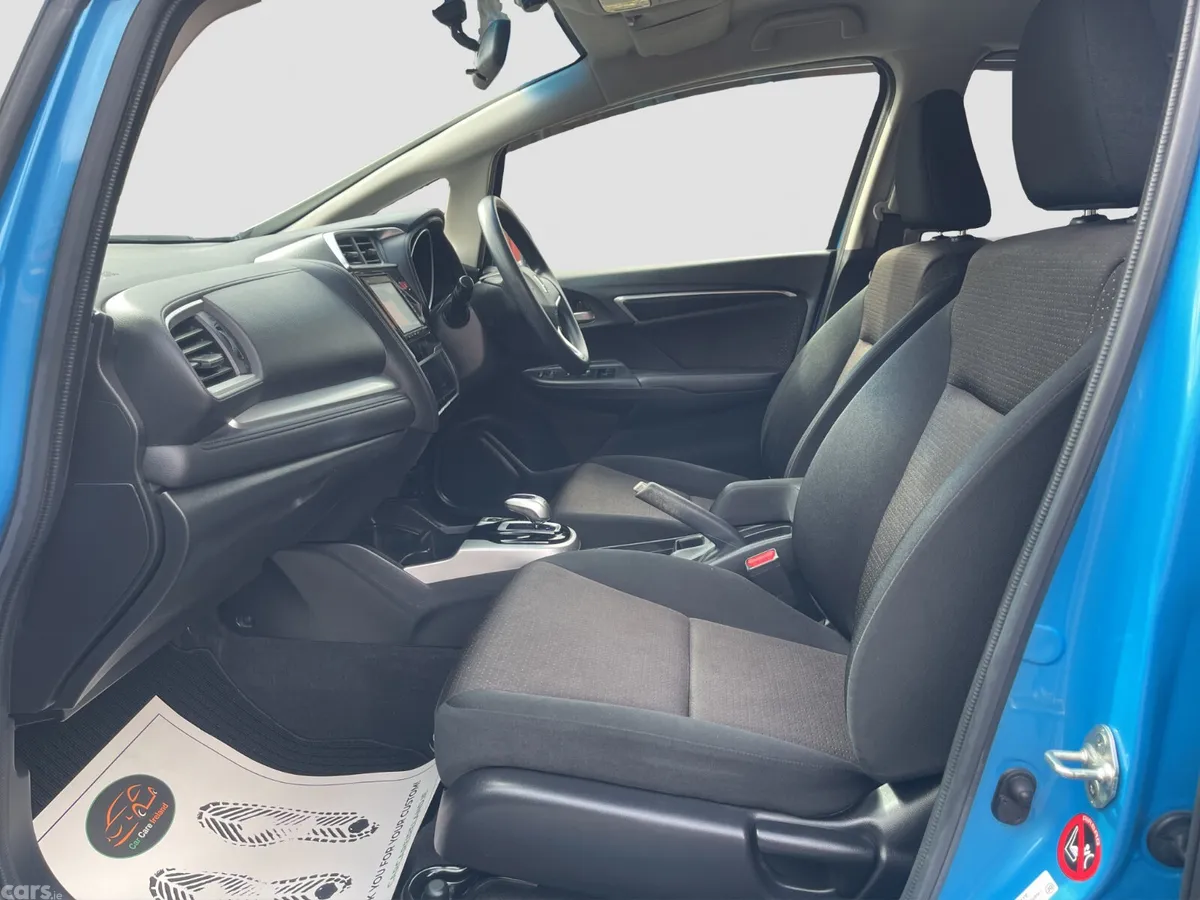 Honda Fit Hatchback, Petrol Hybrid, 2015, Blue