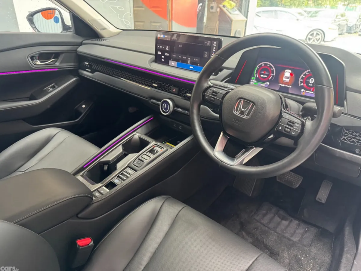 Honda Accord Saloon, Petrol Hybrid, 2024, White