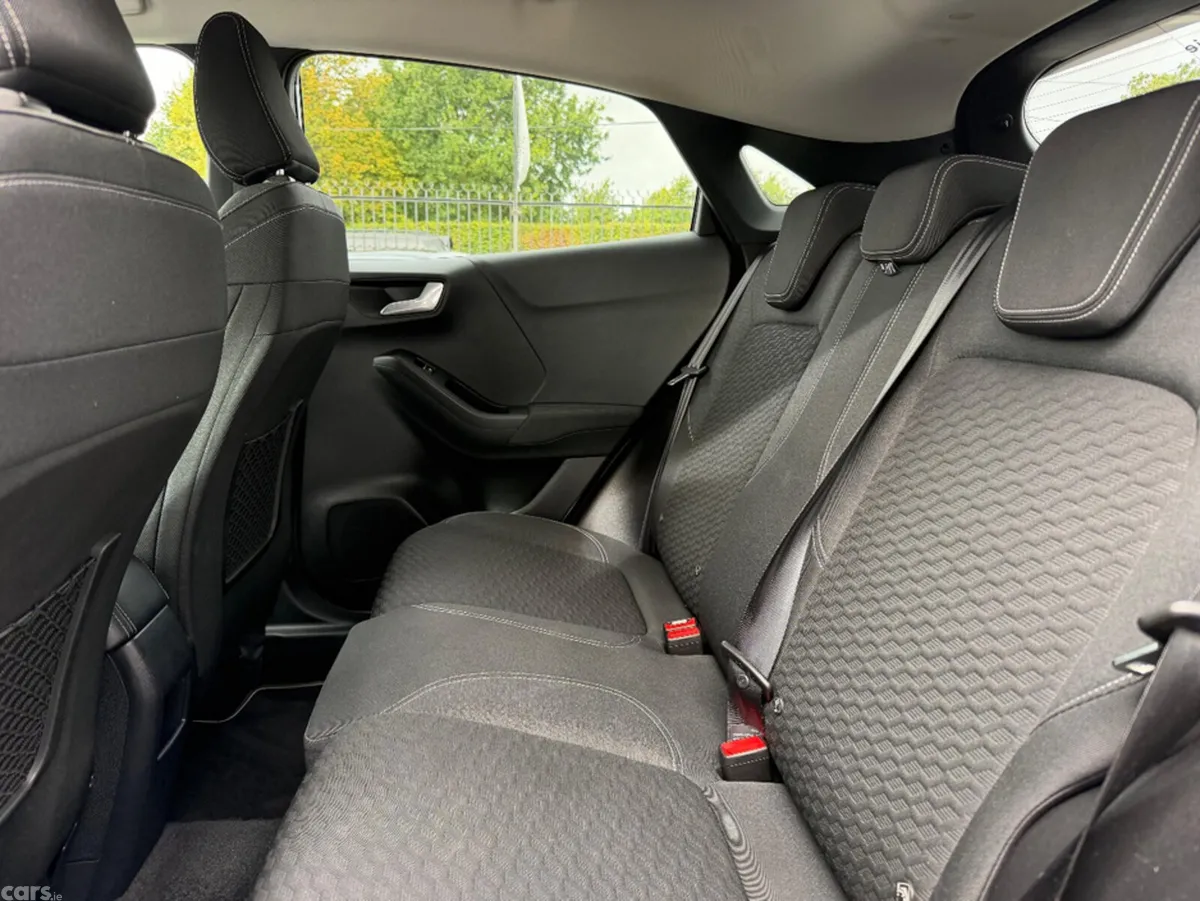 Ford Puma MPV, Diesel, 2021, Grey