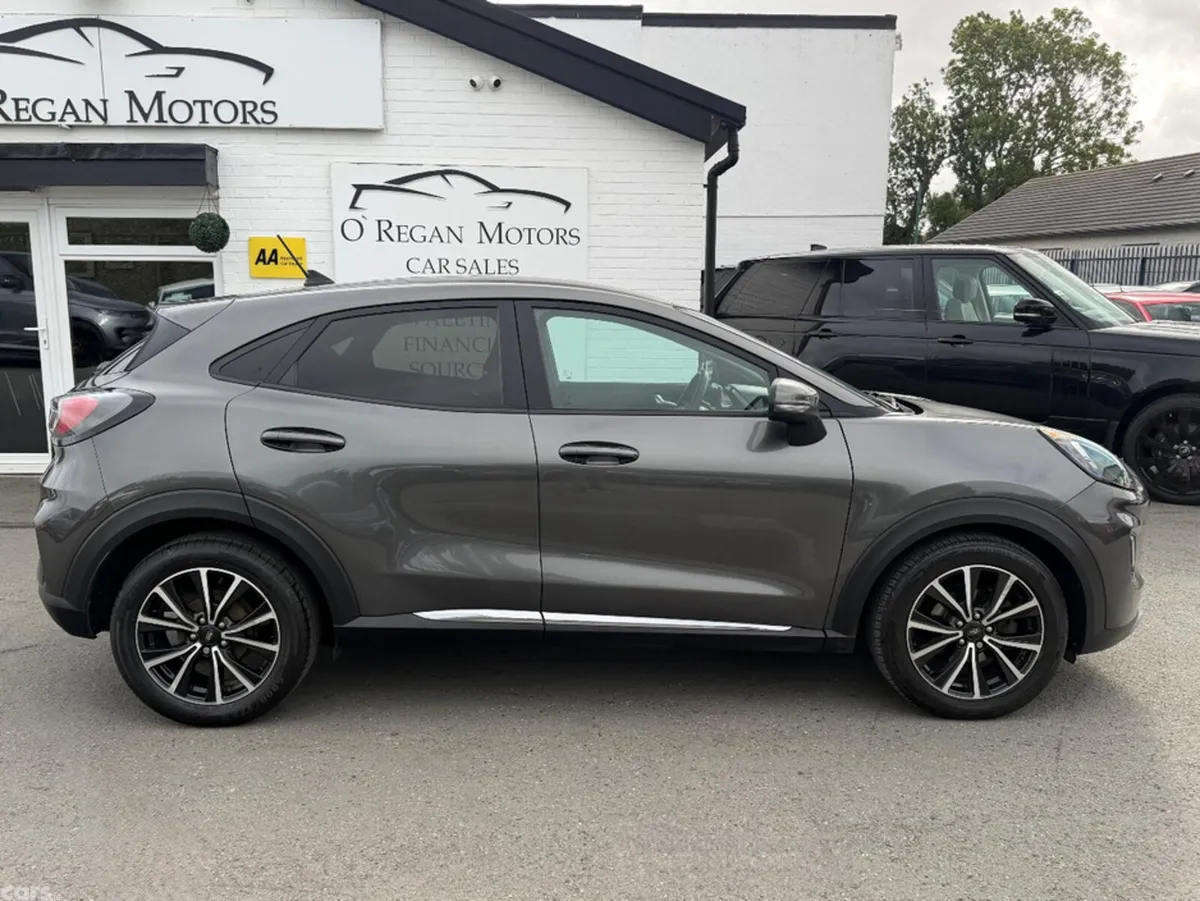 Ford Puma MPV, Diesel, 2021, Grey