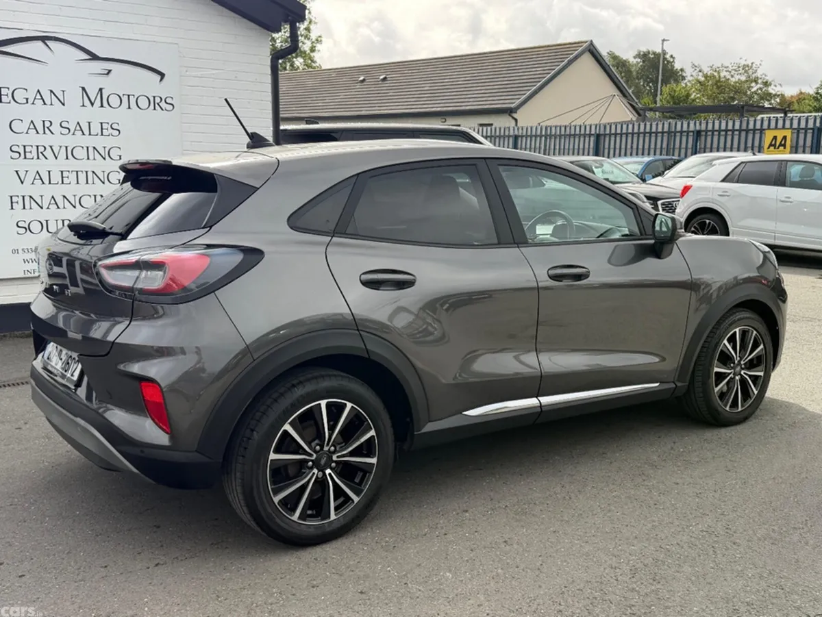 Ford Puma MPV, Diesel, 2021, Grey