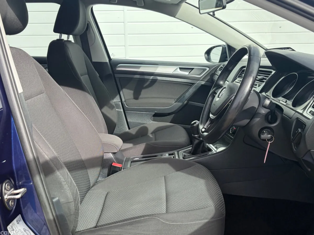 Volkswagen Golf Hatchback, Diesel, 2018, Blue