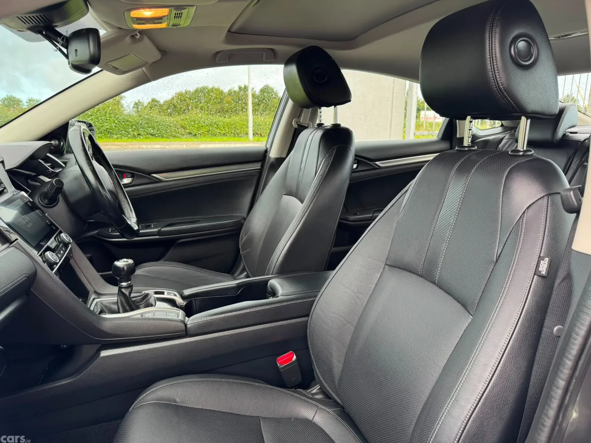Honda Civic Saloon, Diesel, 2020, Grey