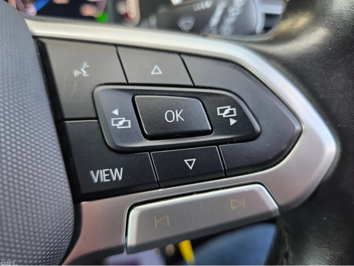 Volkswagen T-Roc SUV, Diesel, 2023, Black