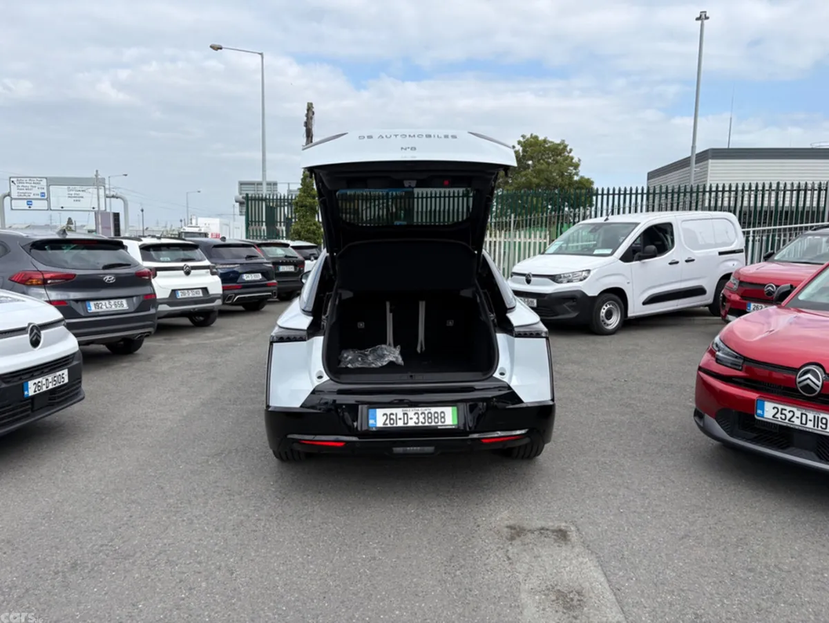 DS Automobiles Other Hatchback, Electric, 2026, White