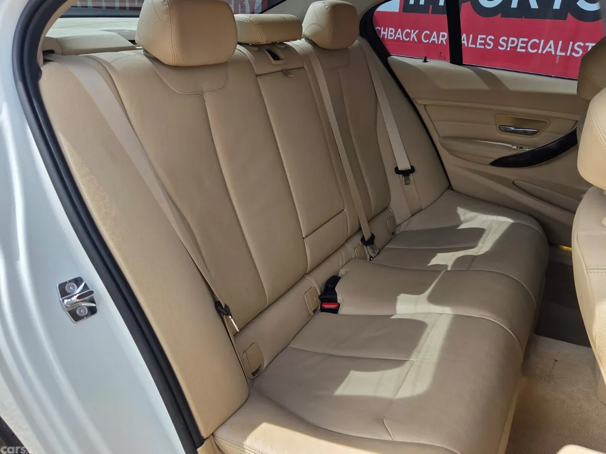 BMW 3-Series Saloon, Petrol, 2012, White