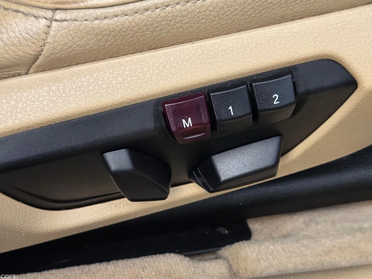 BMW 3-Series Saloon, Petrol, 2012, White