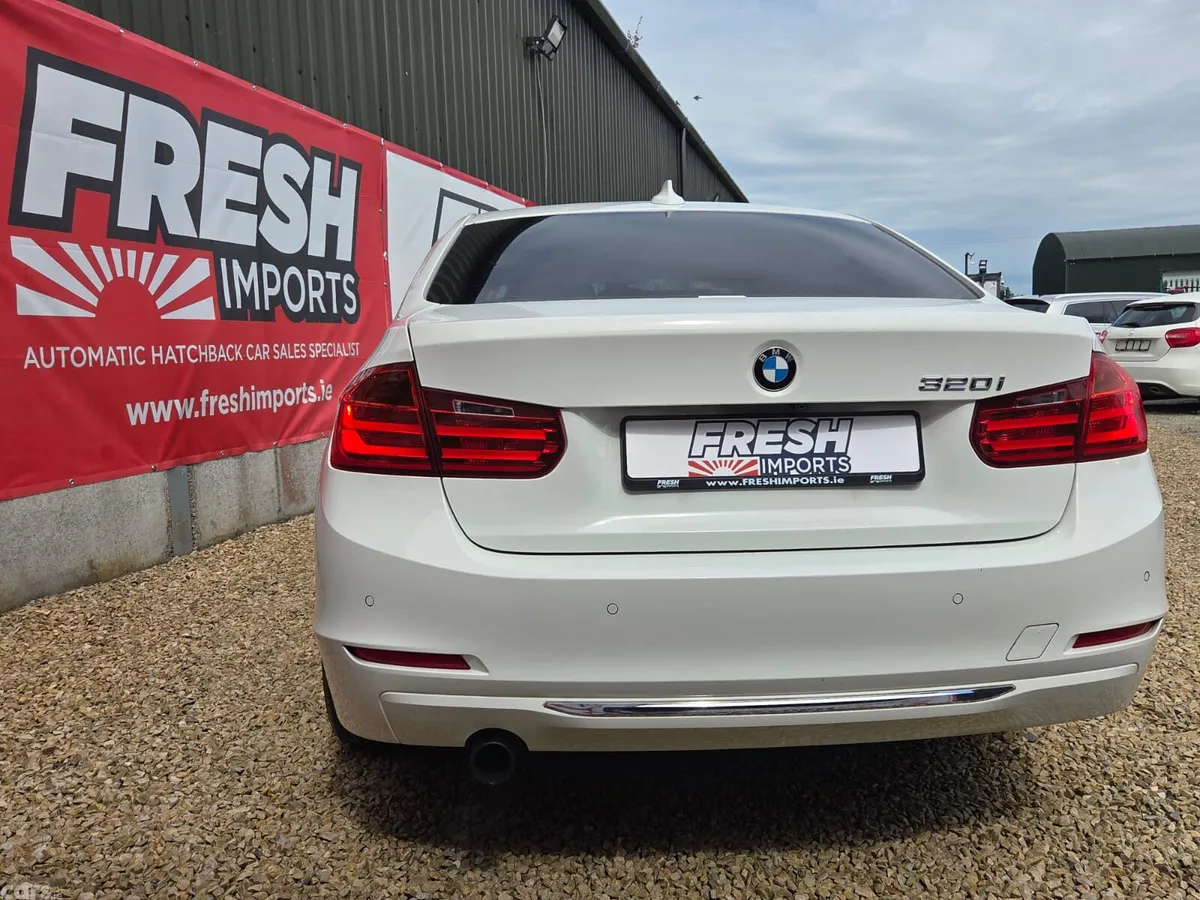 BMW 3-Series Saloon, Petrol, 2012, White
