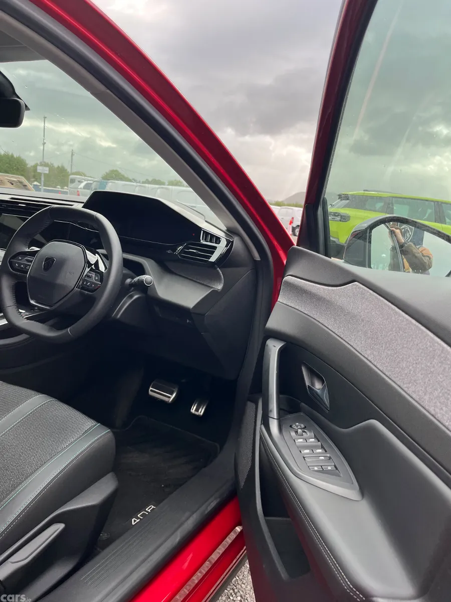 Peugeot 408 Hatchback, Petrol, 2026, Red