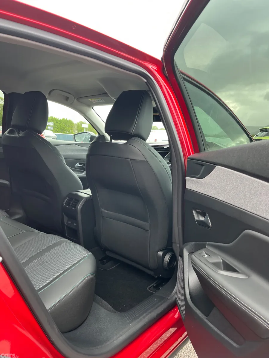 Peugeot 408 Hatchback, Petrol, 2026, Red
