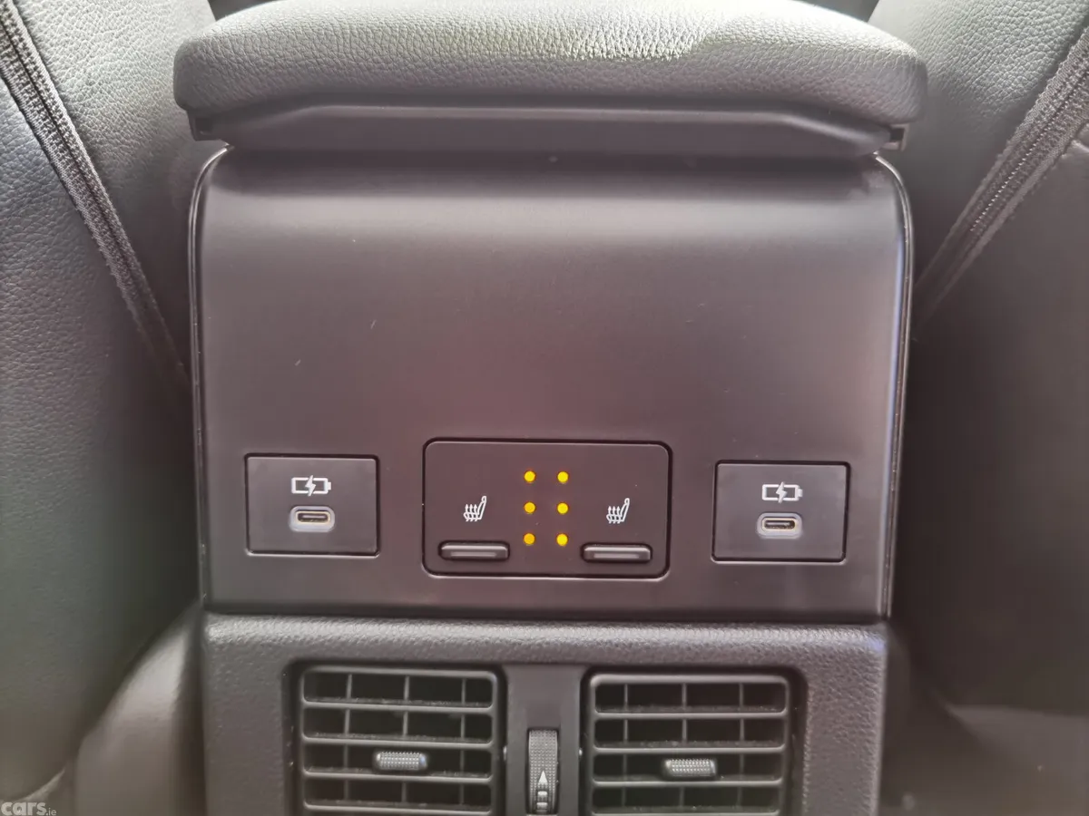 Subaru Solterra SUV, Electric, 2023, Silver