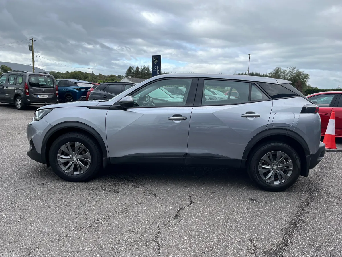 Peugeot 2008 MPV, Diesel, 2020, Grey
