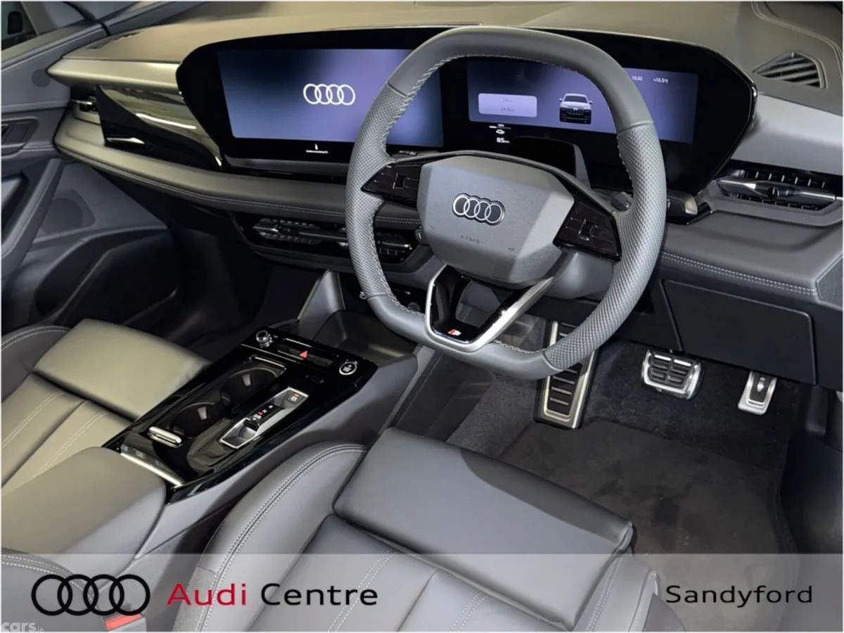 Audi Q6 e-tron Hatchback, Electric, 2026, Grey