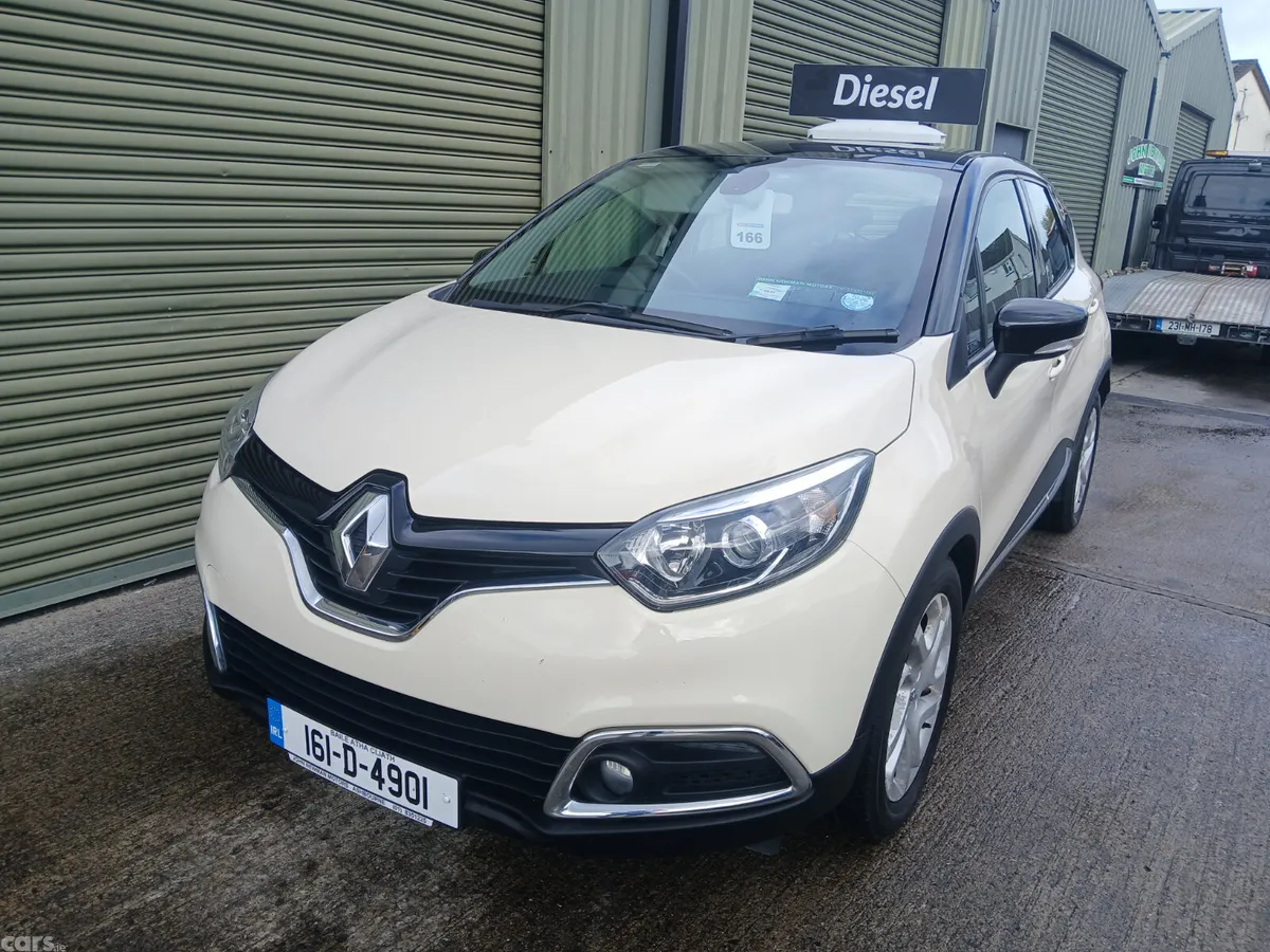 Renault Captur Hatchback, Diesel, 2016, White