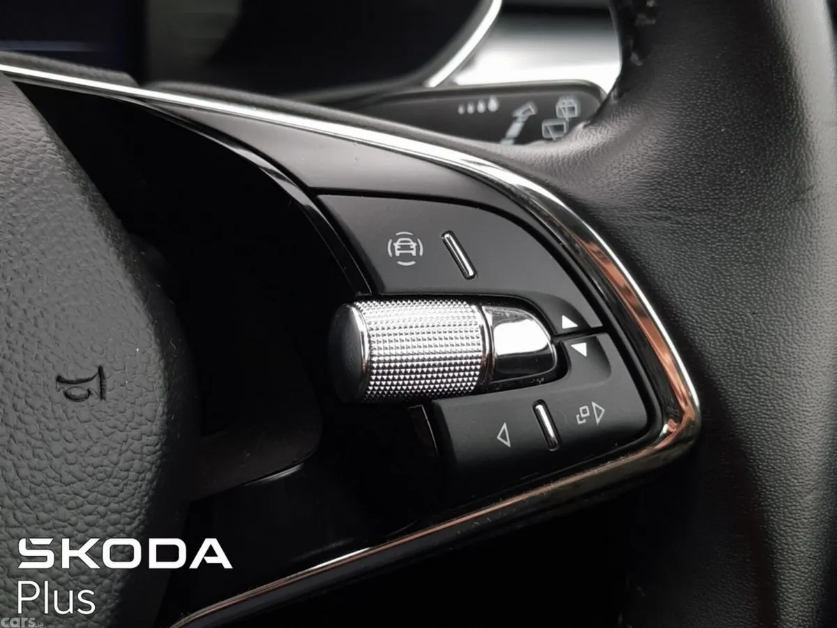 Skoda Superb Saloon, Diesel, 2023, Blue