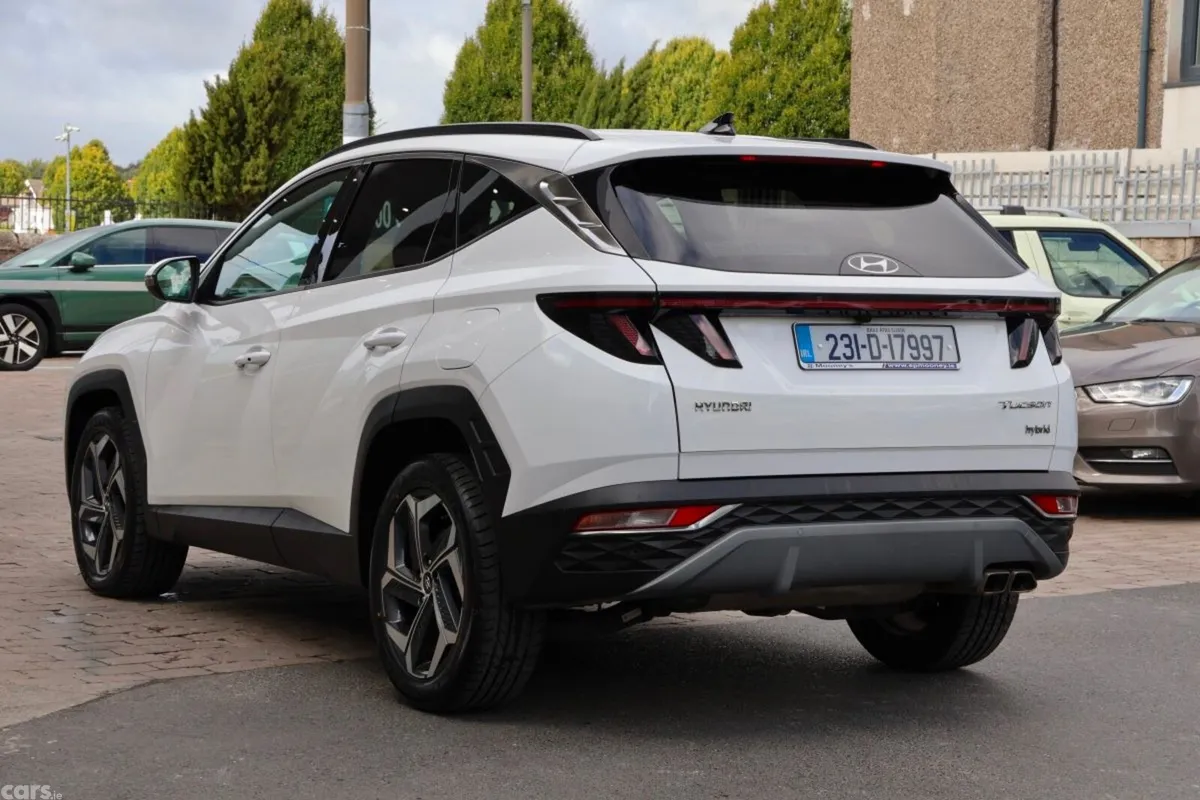 Hyundai Tucson SUV, Petrol Hybrid, 2023, White