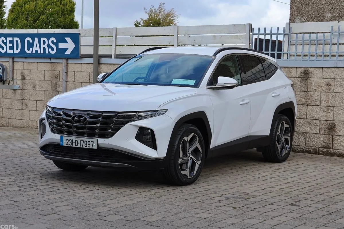 Hyundai Tucson SUV, Petrol Hybrid, 2023, White