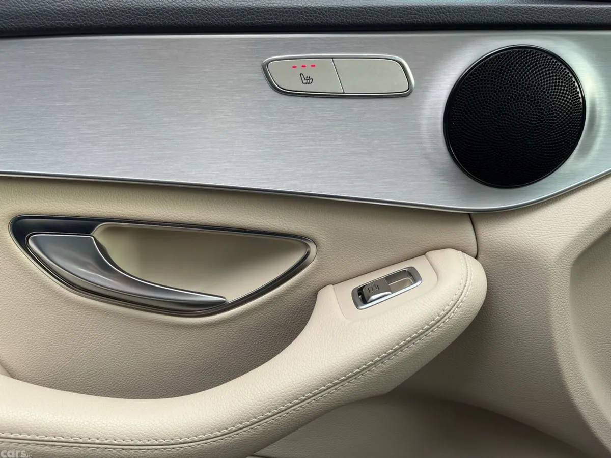 Mercedes-Benz C-Class Saloon, Petrol, 2020, Blue