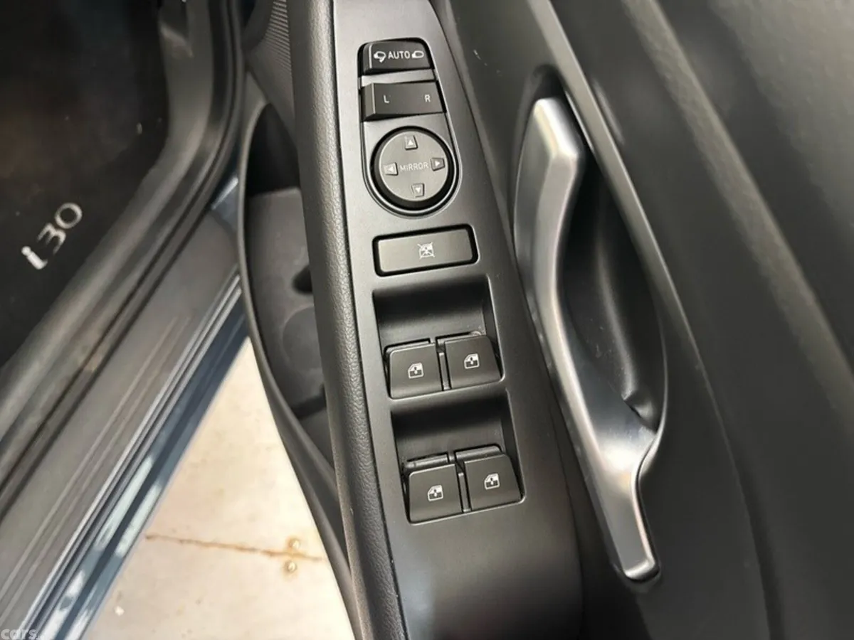 Hyundai i30 Hatchback, Petrol, 2024, Blue