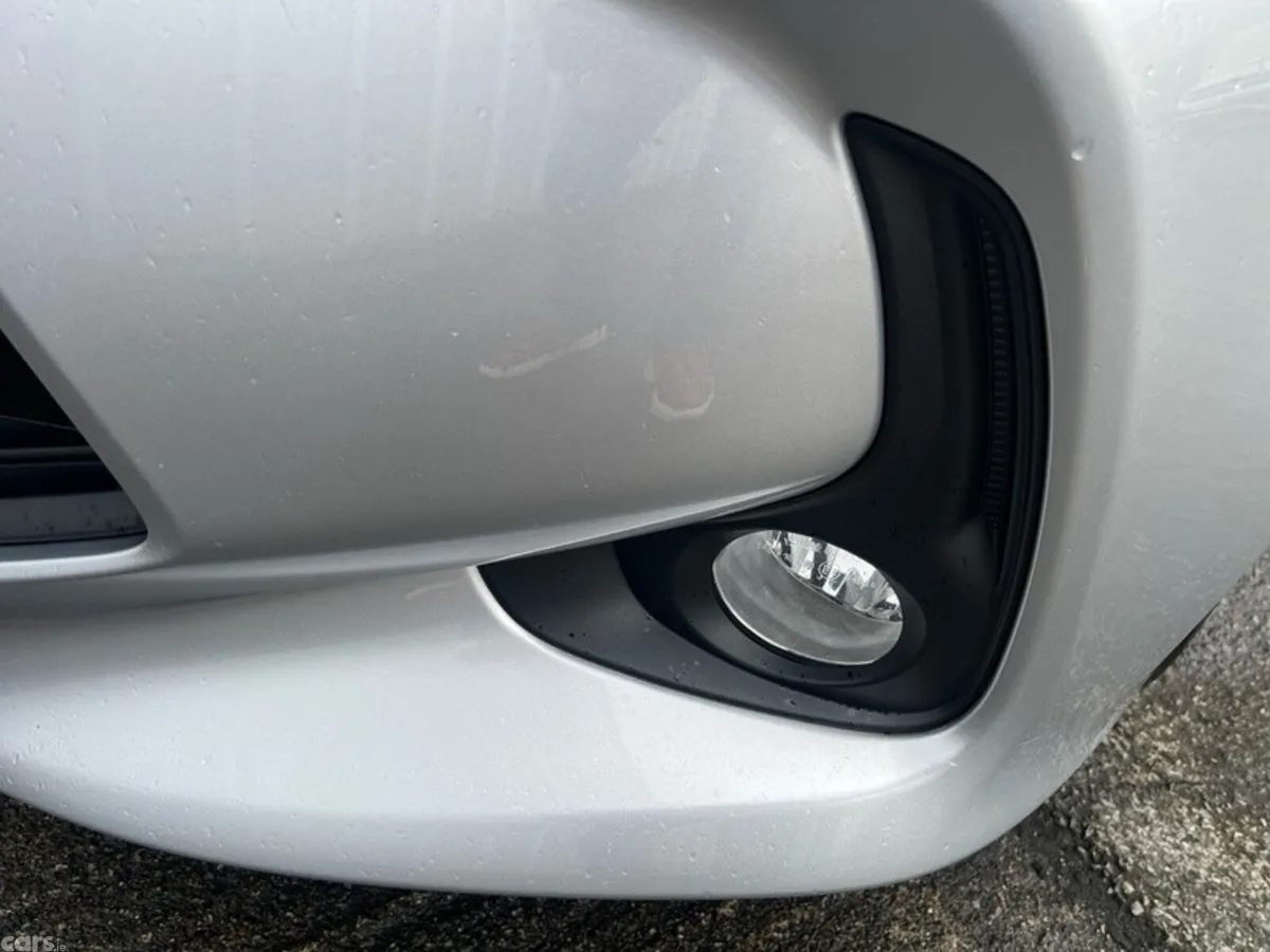 Toyota Yaris Hatchback, Petrol, 2023, Grey
