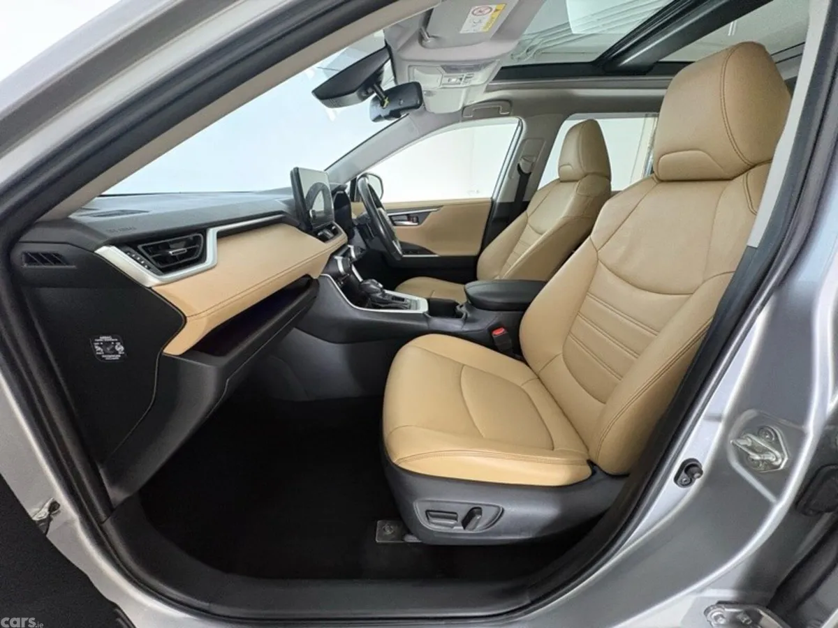 Toyota RAV4 SUV, Petrol Hybrid, 2024, Silver