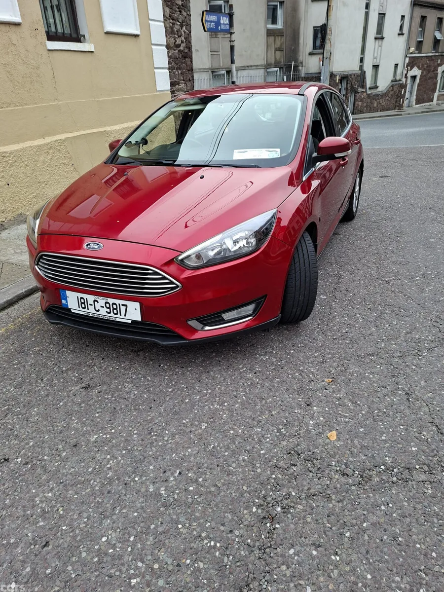 Ford Focus Hatchback, Diesel, 2018, Red