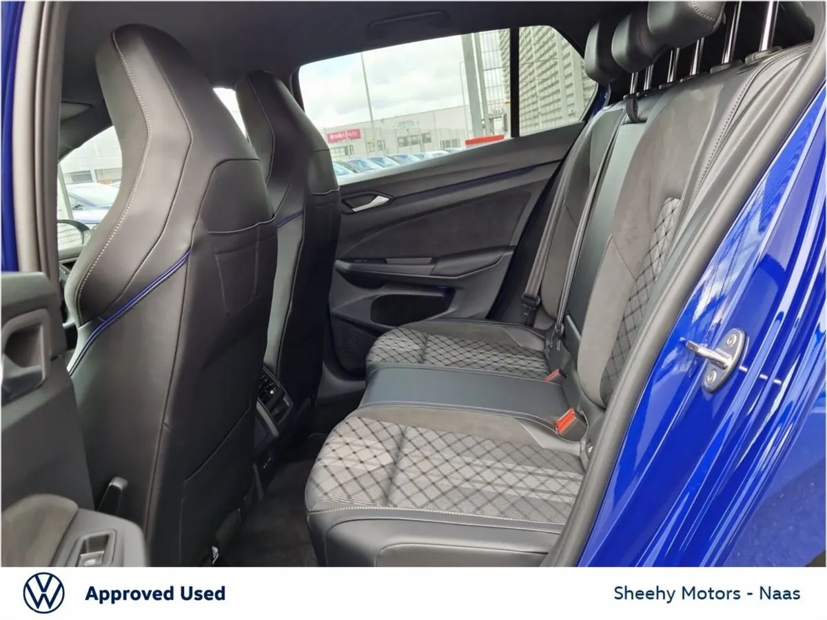 Volkswagen Golf Hatchback, Diesel, 2026, Blue