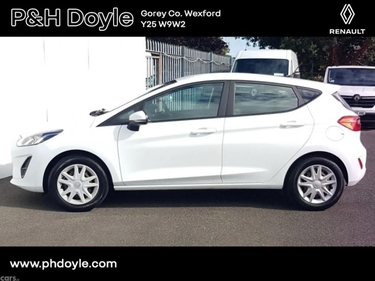 Ford Fiesta Hatchback, Petrol, 2018, White