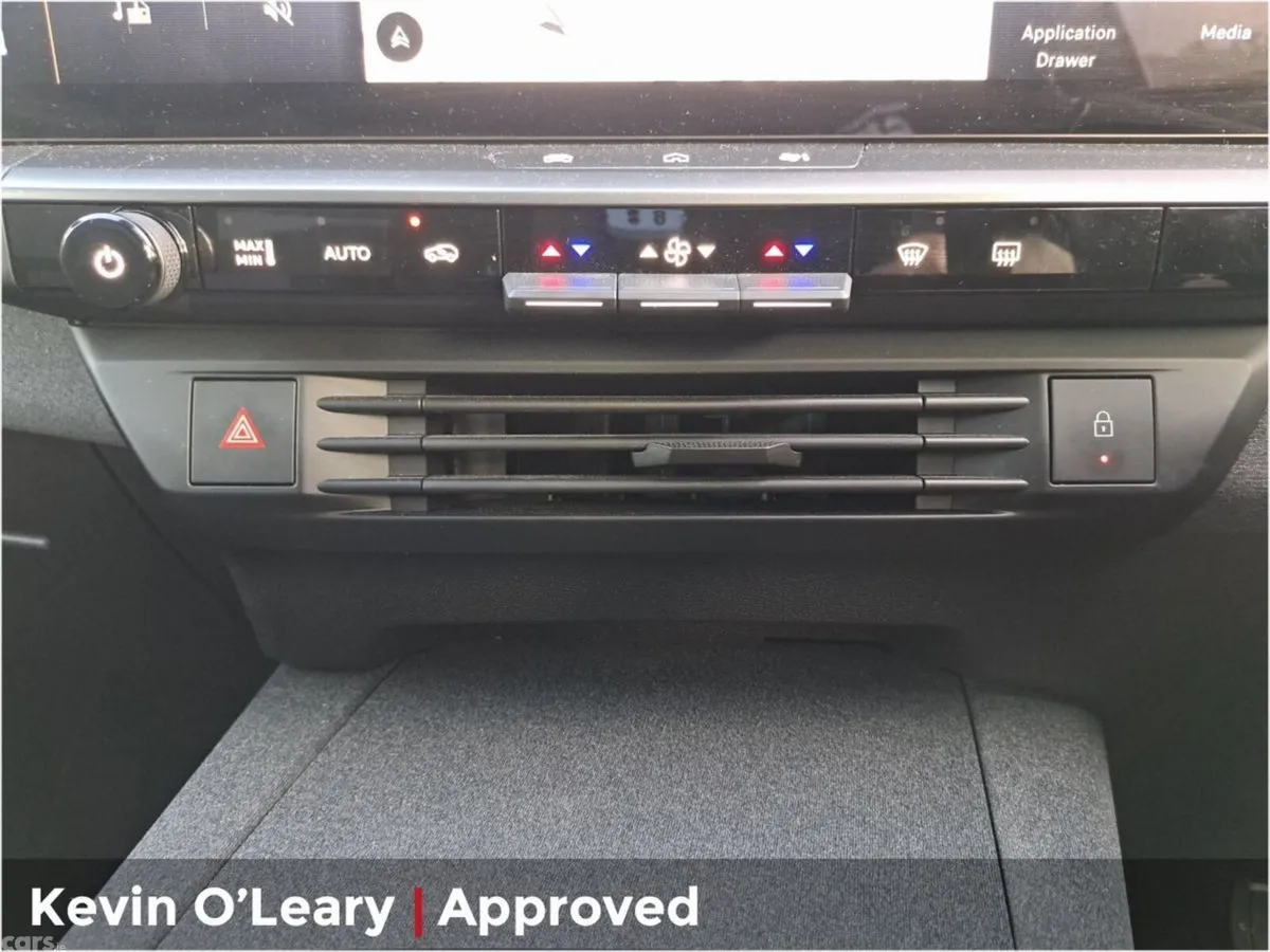 Opel Grandland SUV, Petrol Hybrid, 2026, Grey