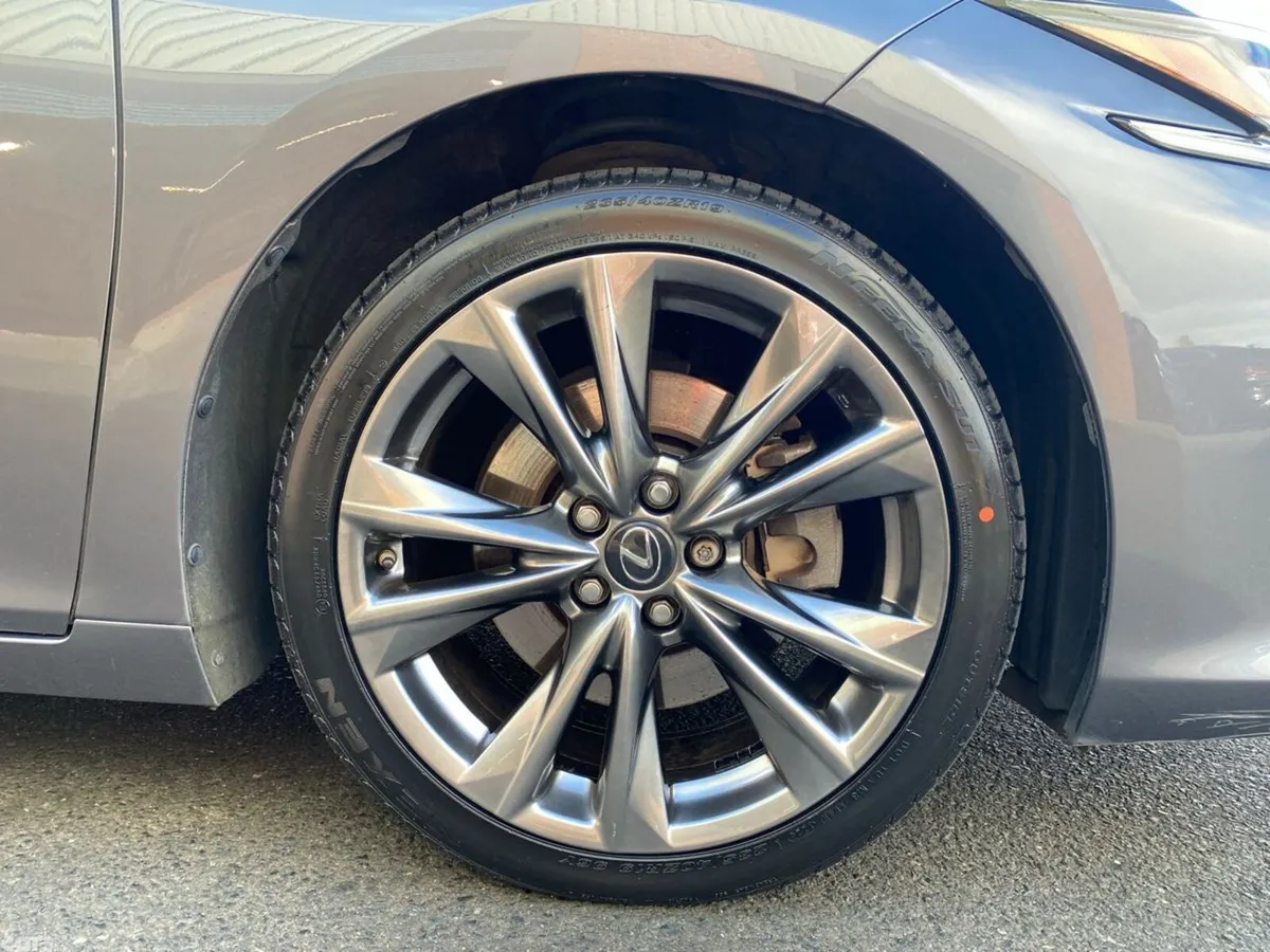 Lexus ES Saloon, Petrol Hybrid, 2021, Grey