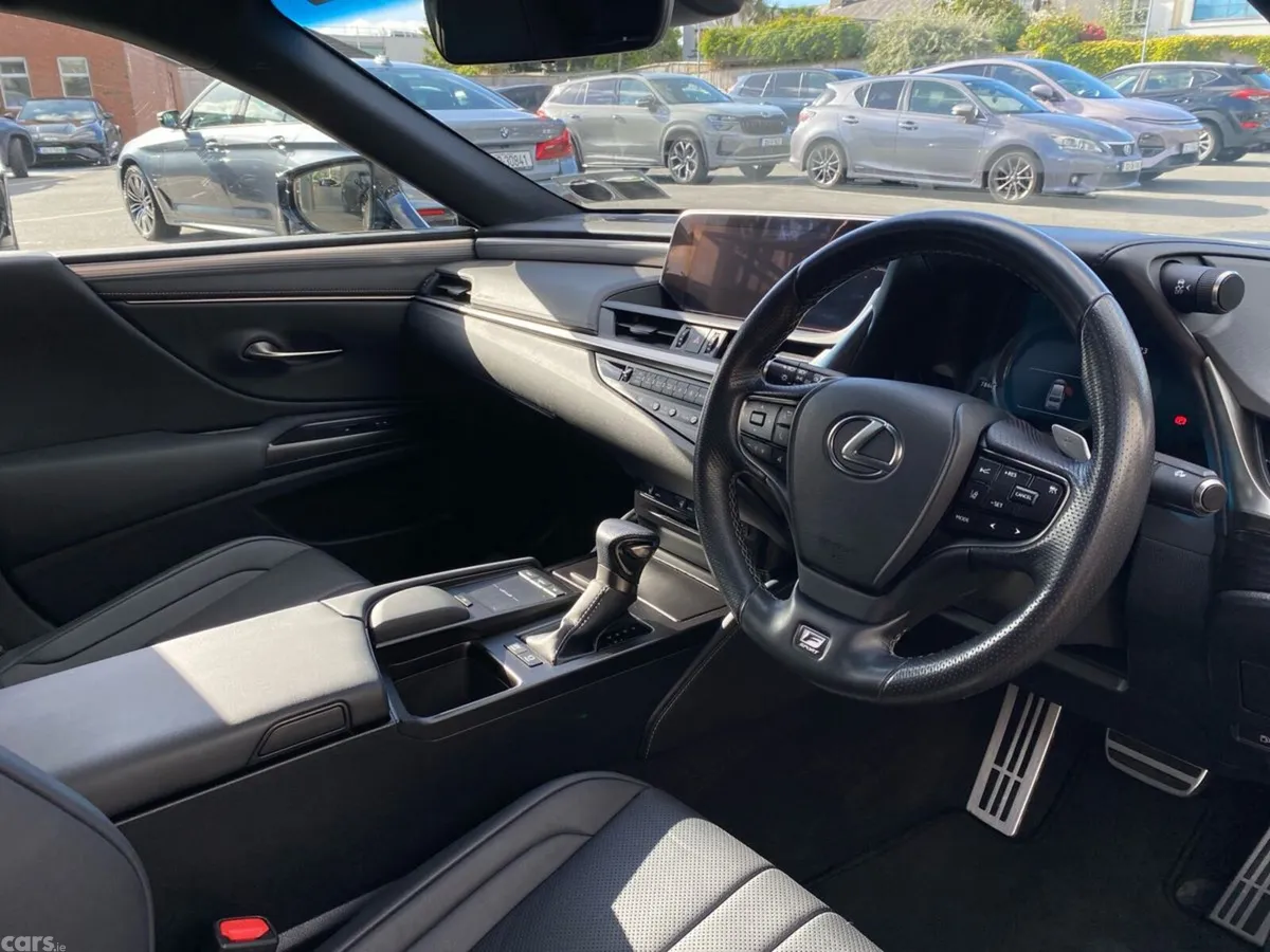 Lexus ES Saloon, Petrol Hybrid, 2021, Grey