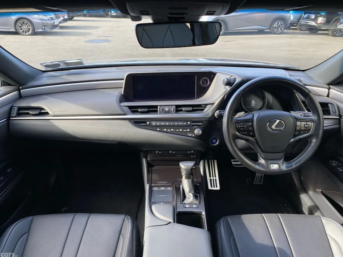 Lexus ES Saloon, Petrol Hybrid, 2021, Grey