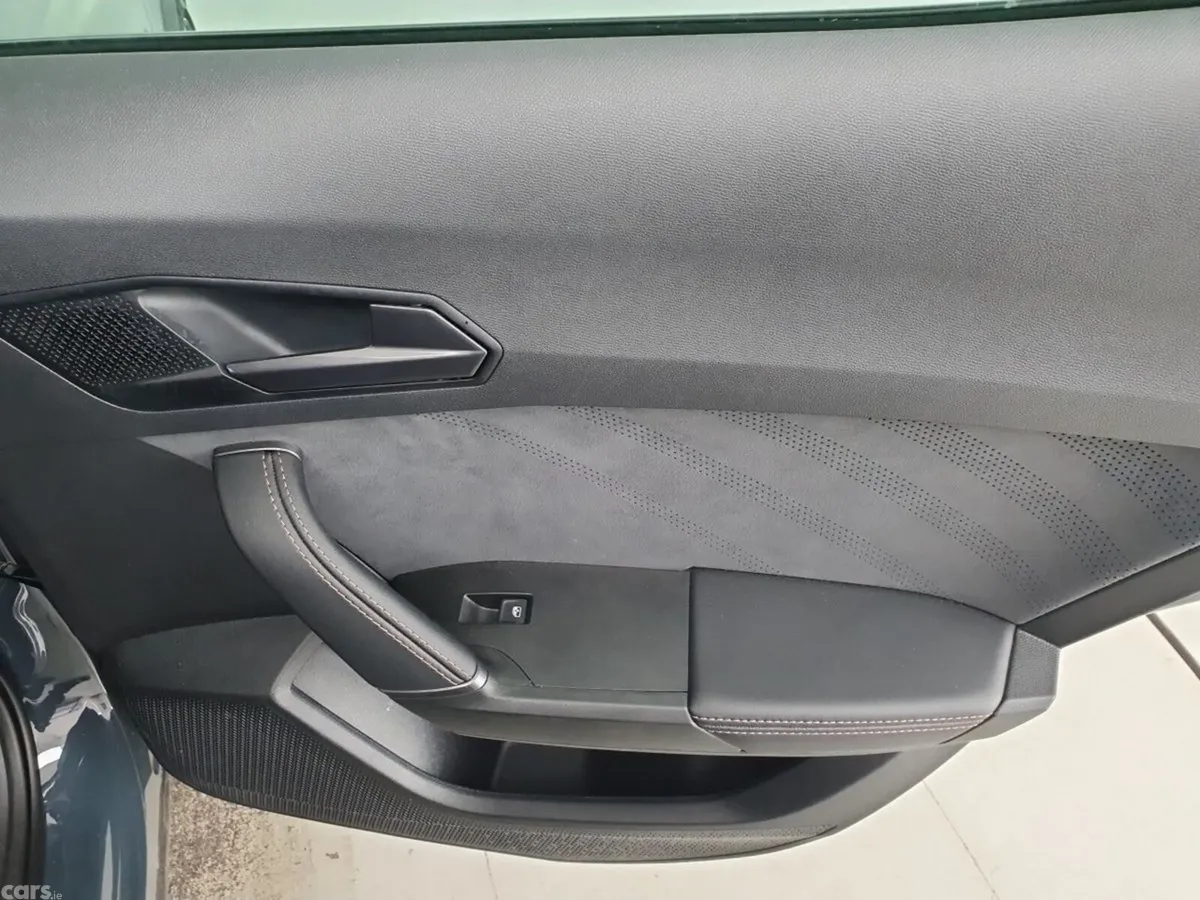 Cupra Formentor SUV, Petrol Plug-in Hybrid, 2025, Blue