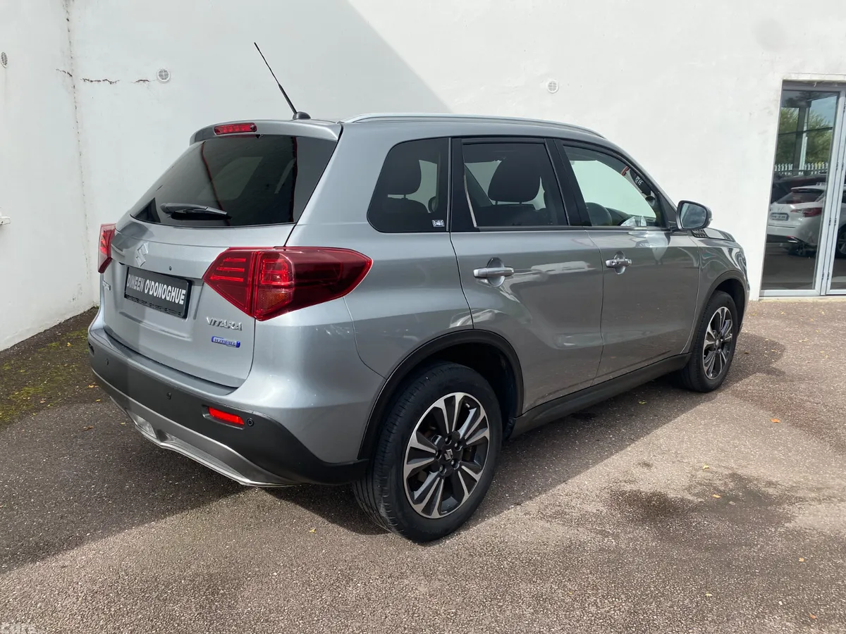 Suzuki Vitara SUV, Petrol, 2023, Grey