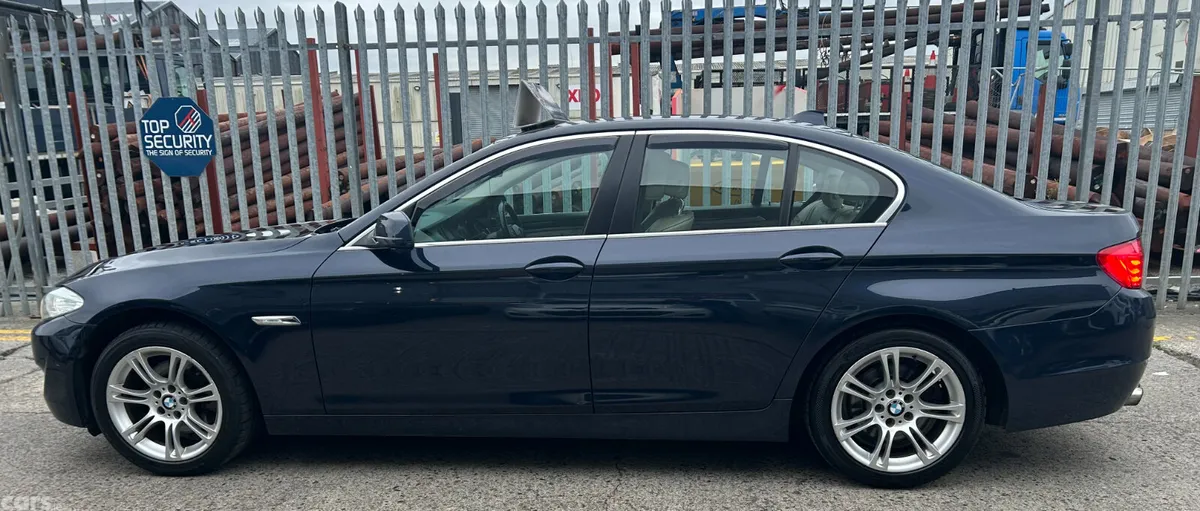 BMW 5-Series Saloon, Diesel, 2010, Blue
