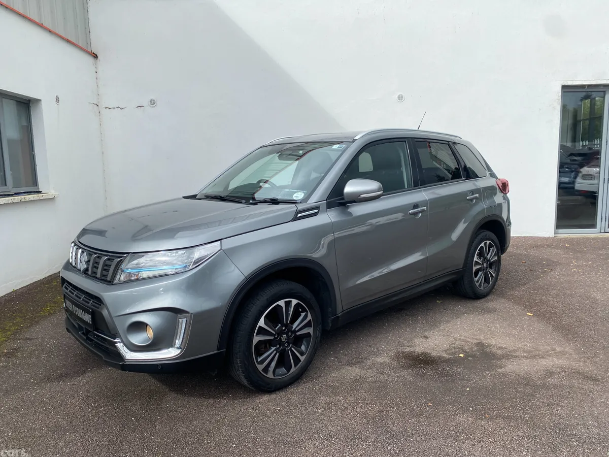 Suzuki Vitara SUV, Petrol, 2023, Grey