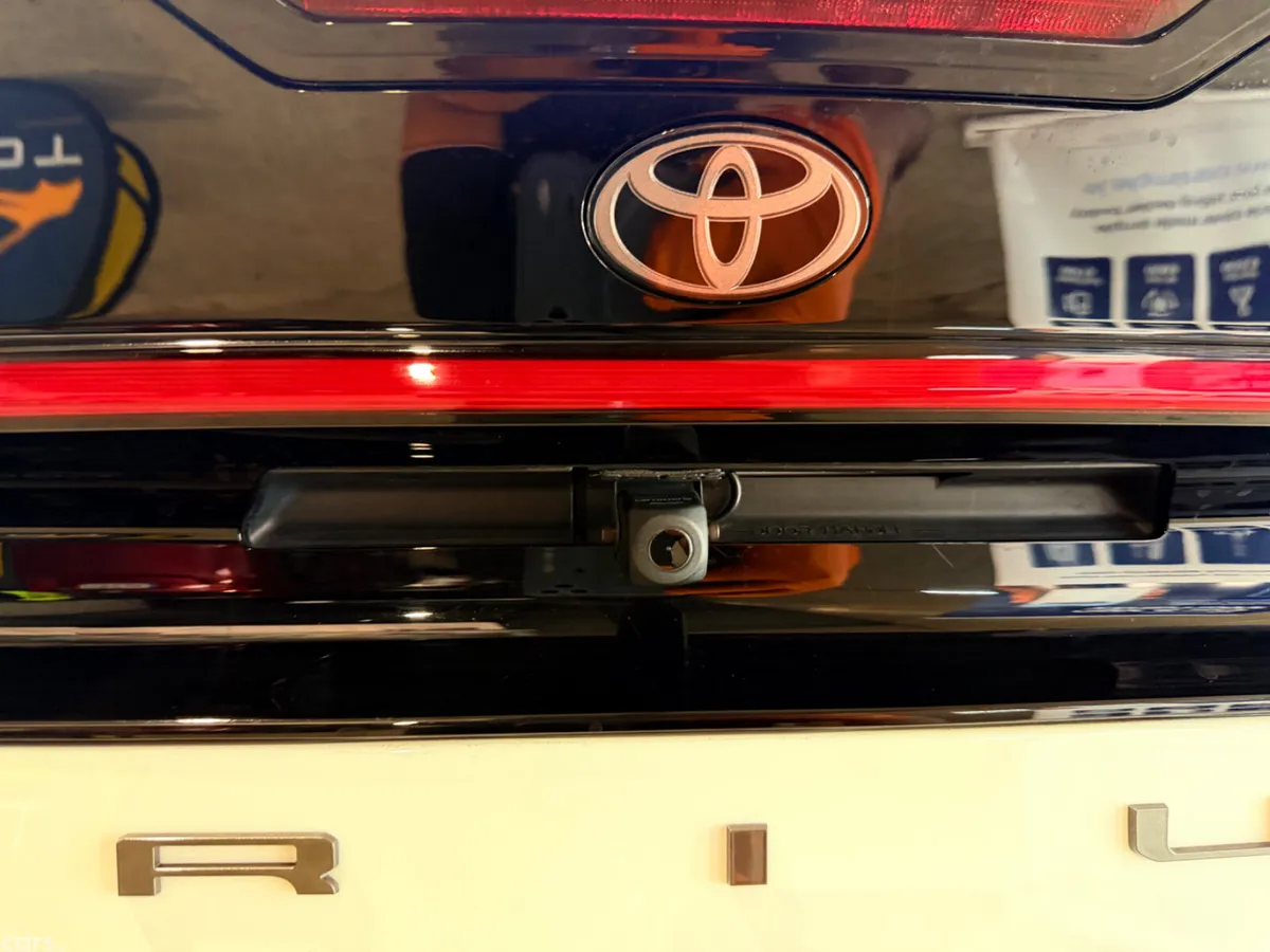 Toyota Prius Saloon, Petrol Hybrid, 2024, White