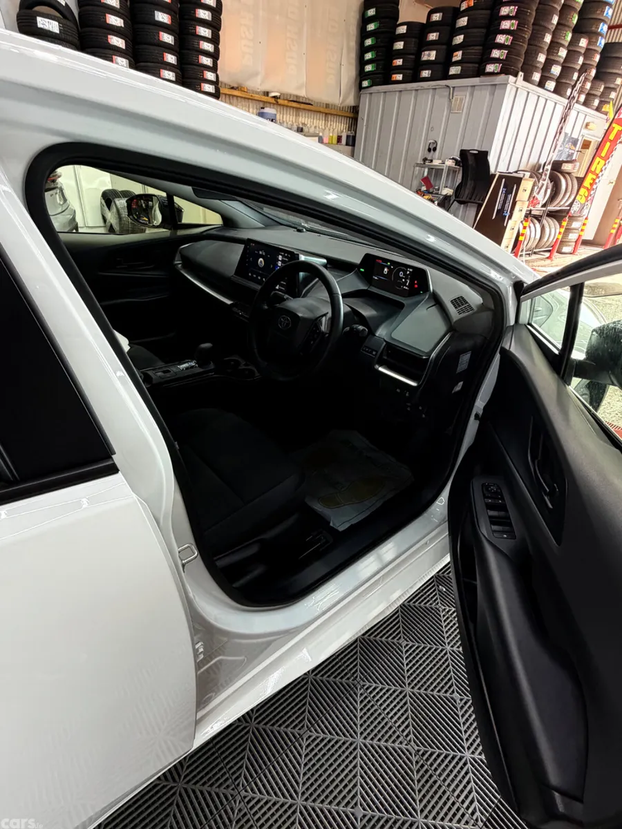 Toyota Prius Saloon, Petrol Hybrid, 2024, White