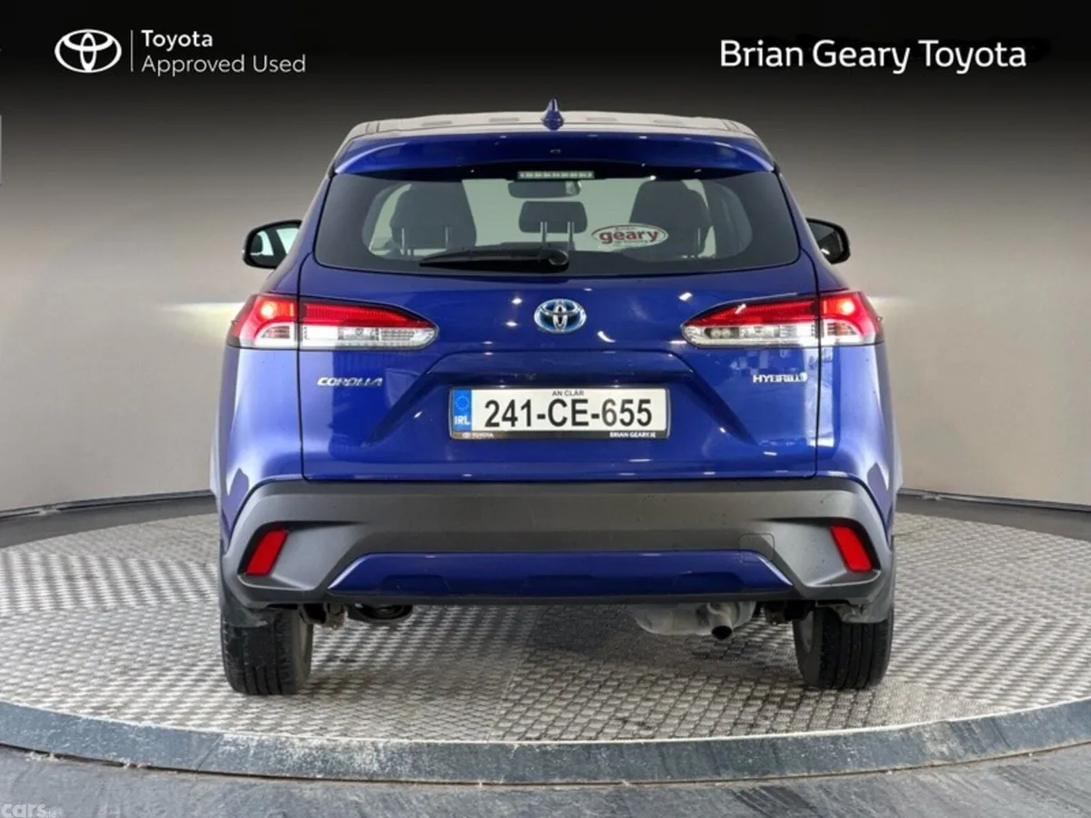 Toyota Corolla Cross Hatchback, Petrol Hybrid, 2024, Blue