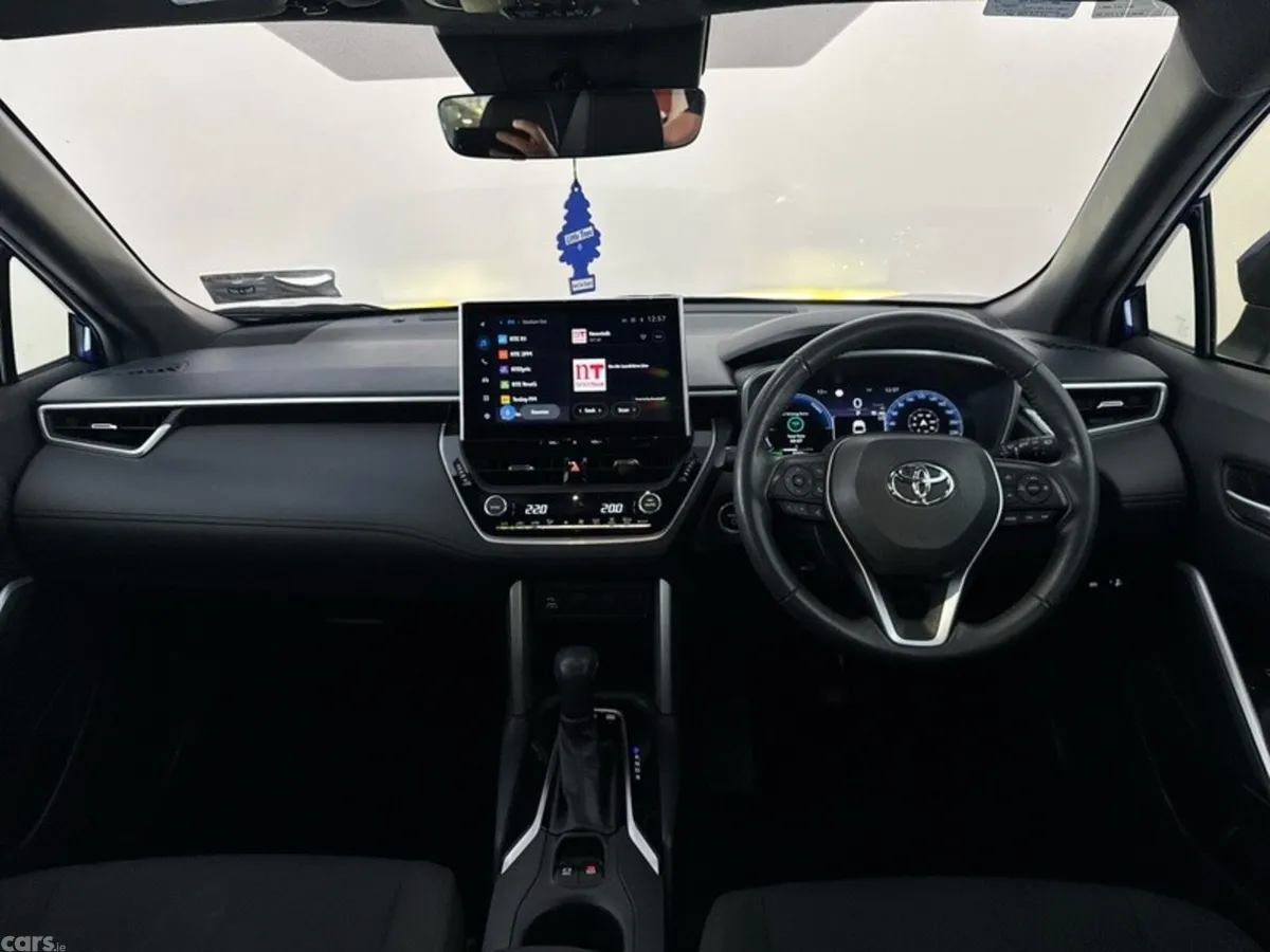 Toyota Corolla Cross Hatchback, Petrol Hybrid, 2024, Blue