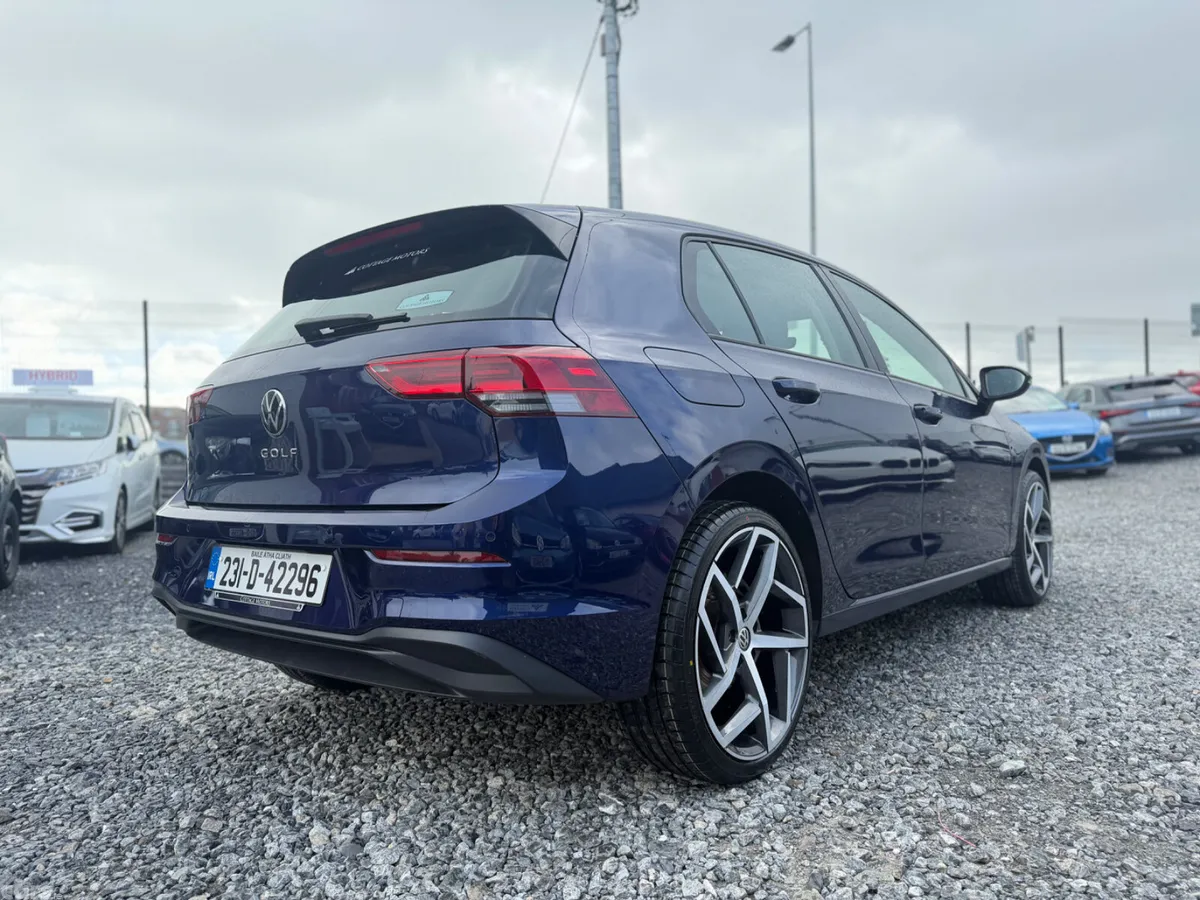 Volkswagen Golf Hatchback, Diesel, 2023, Blue