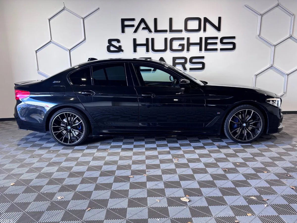 BMW 5-Series Saloon, Petrol Plug-in Hybrid, 2018, Black