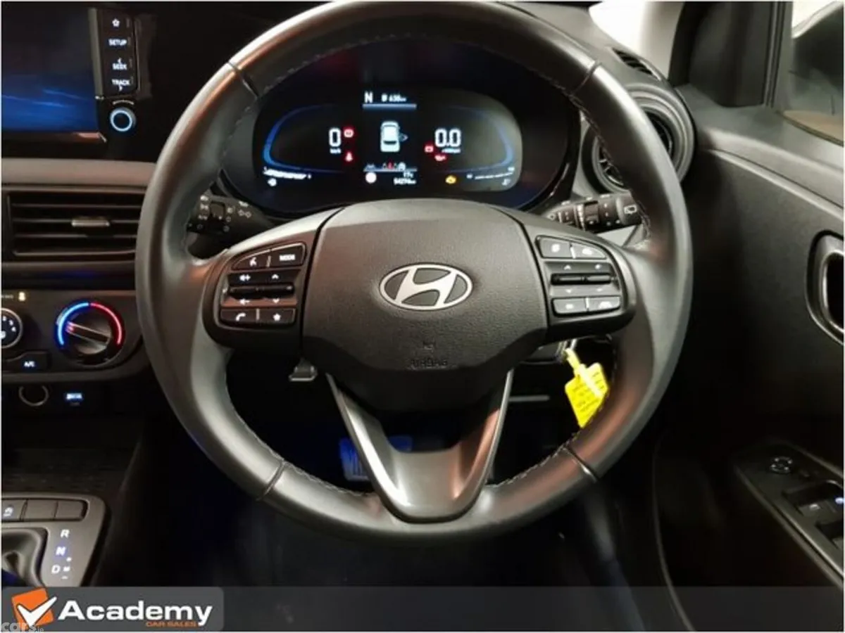Hyundai i10 Hatchback, Petrol, 2025, White