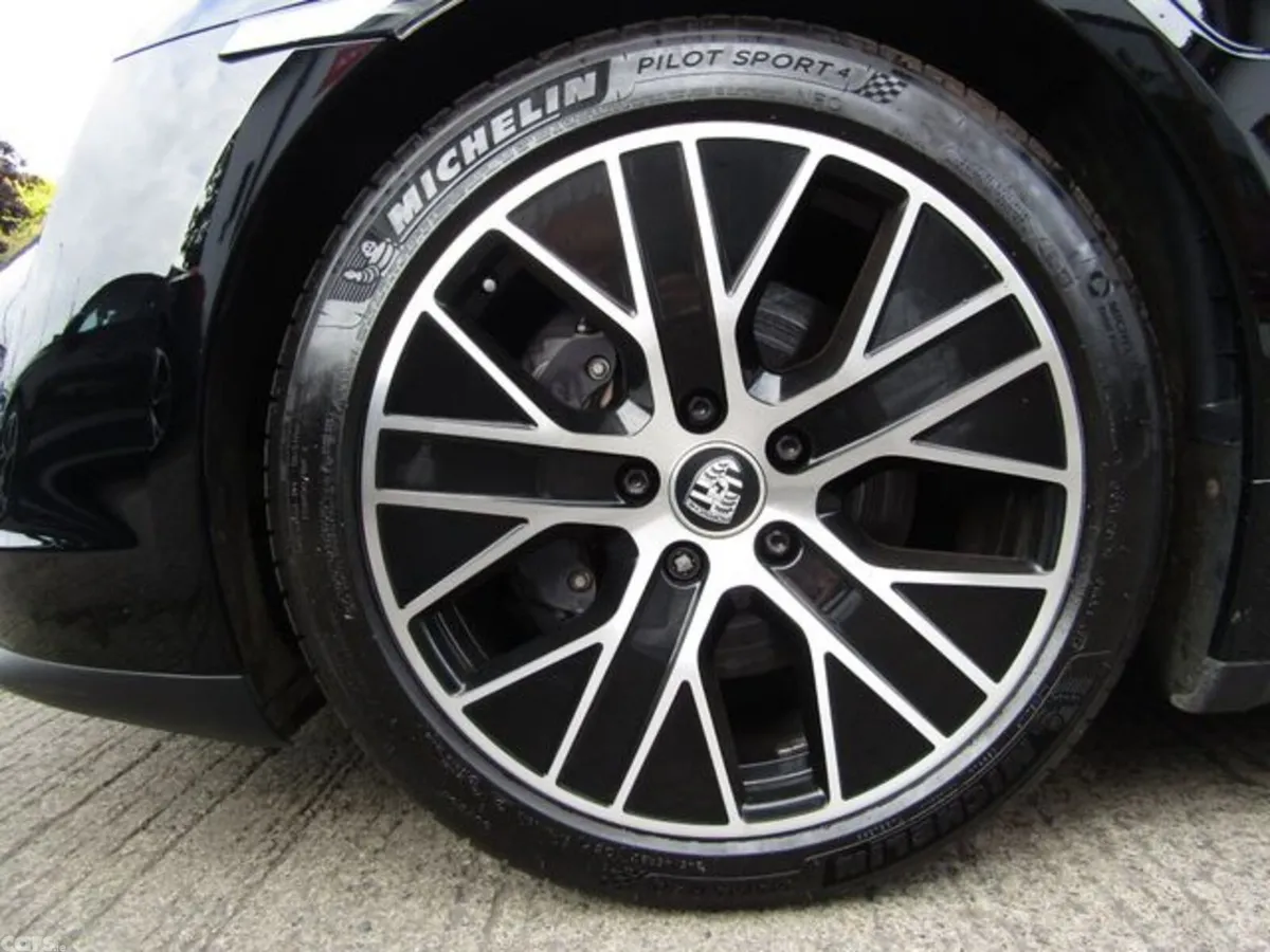Porsche Taycan Saloon, Electric, 2022, Black