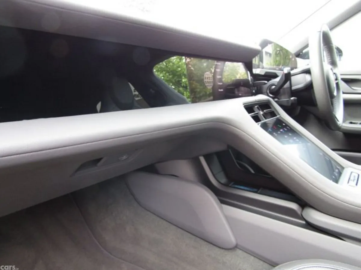 Porsche Taycan Saloon, Electric, 2022, Black