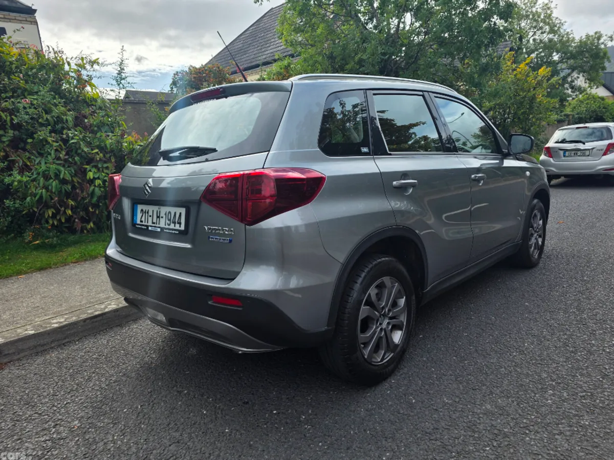 Suzuki Vitara Hatchback, Petrol, 2021, Grey