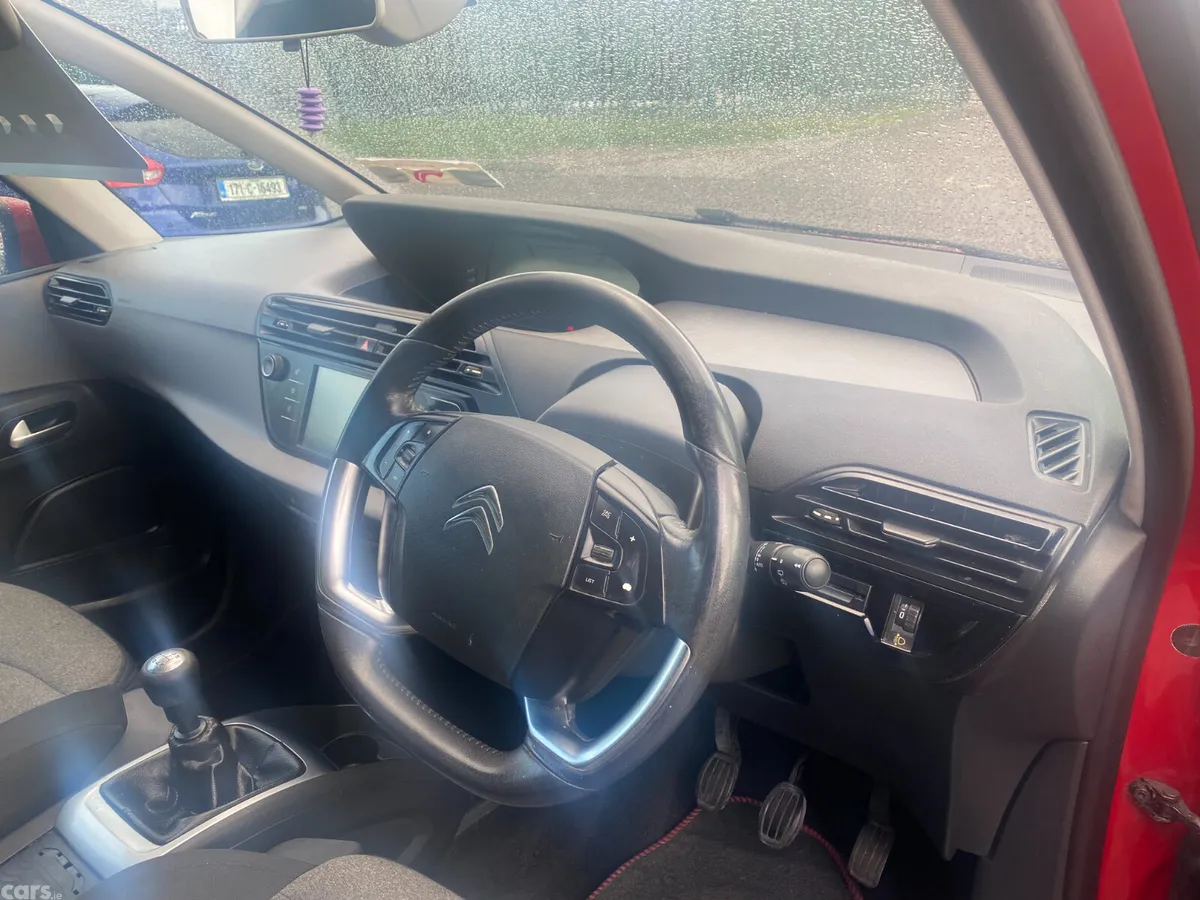 Citroen C4 Hatchback, Diesel, 2015, Red